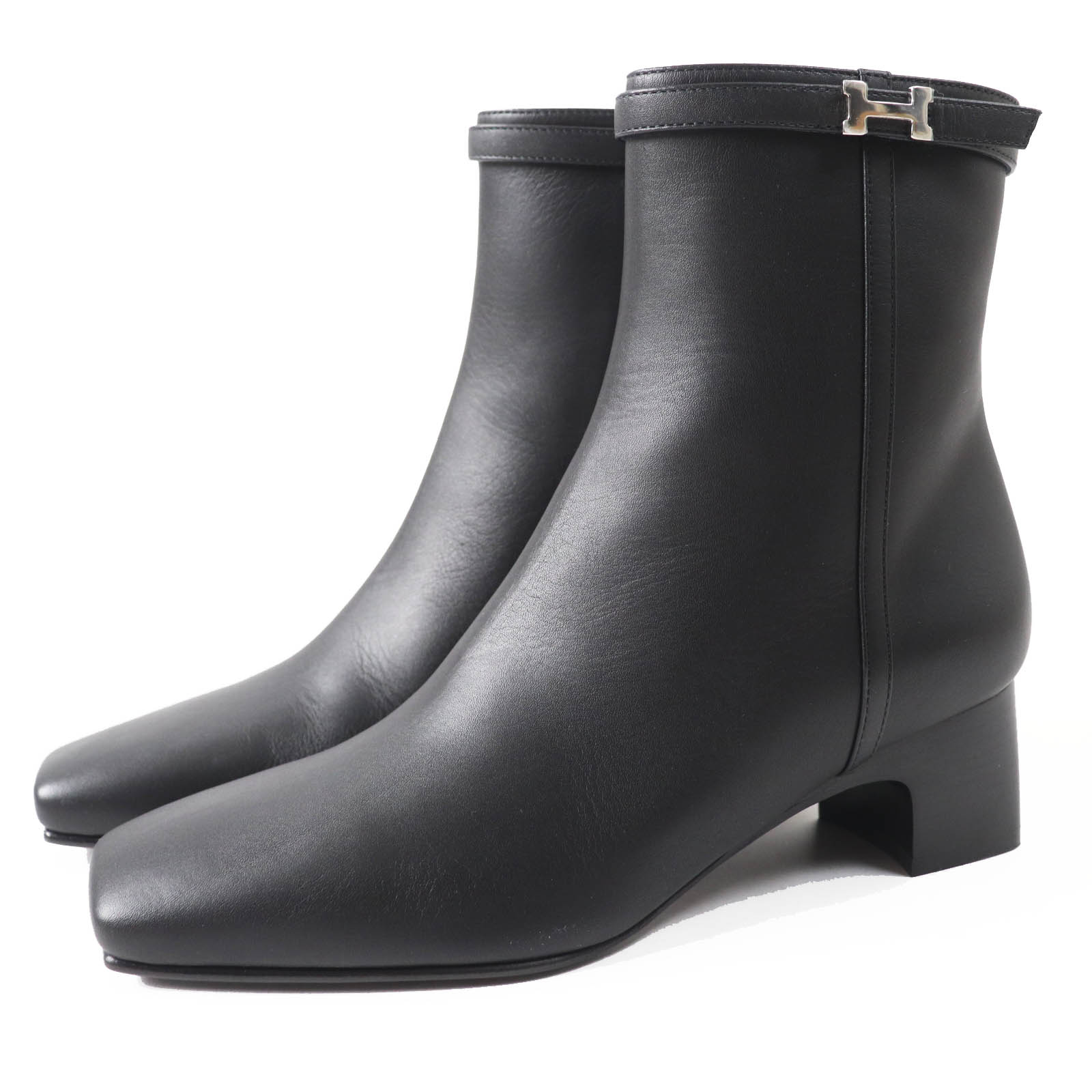 

Pristine HERMES short boots Oh Mage H buckle black leather Women 36 Used