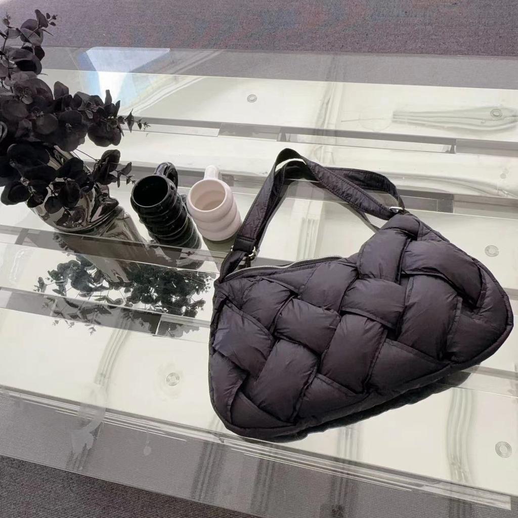 Nylon Filled Cotton Messenger Bag Bag Women'S Large Capacity Lightweight Down Bag Simple Woven Space Cotton Tote Bag