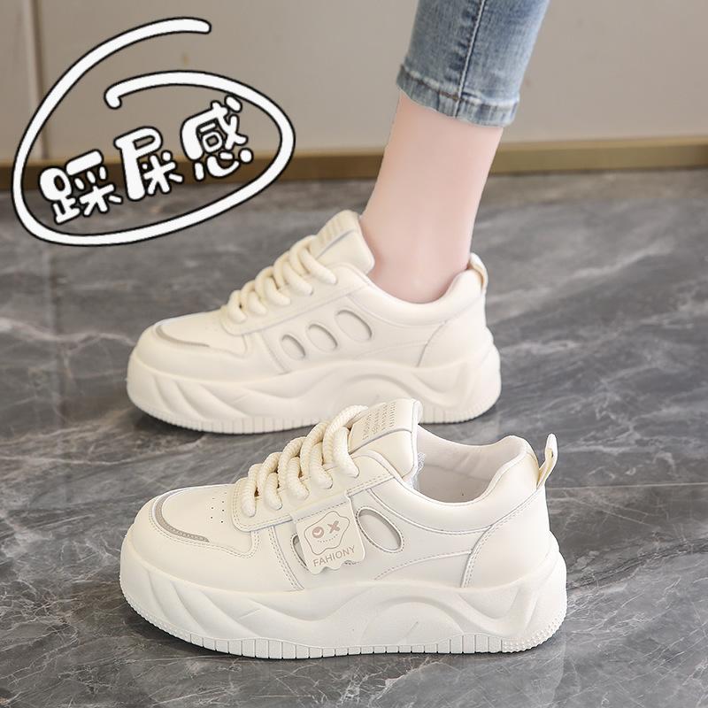 Height-increasing bread shoes 22 spring new student platform casual sports board shoes 35