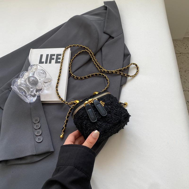 Woolen bag women's autumn and winter new fashion niche chain messenger bag high-end mini box bag