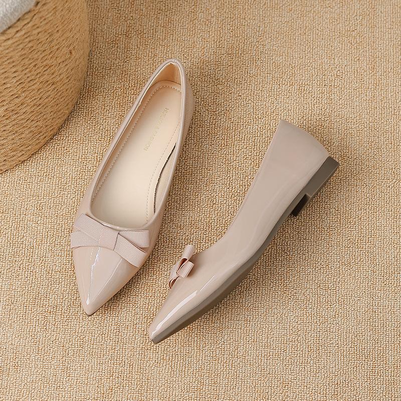 Women Casual Shoes 2025 Summer New Bow Knot Soft Sole Outdoor Leather Shoes Lightweight Comfortable Luxury Slip On Flats