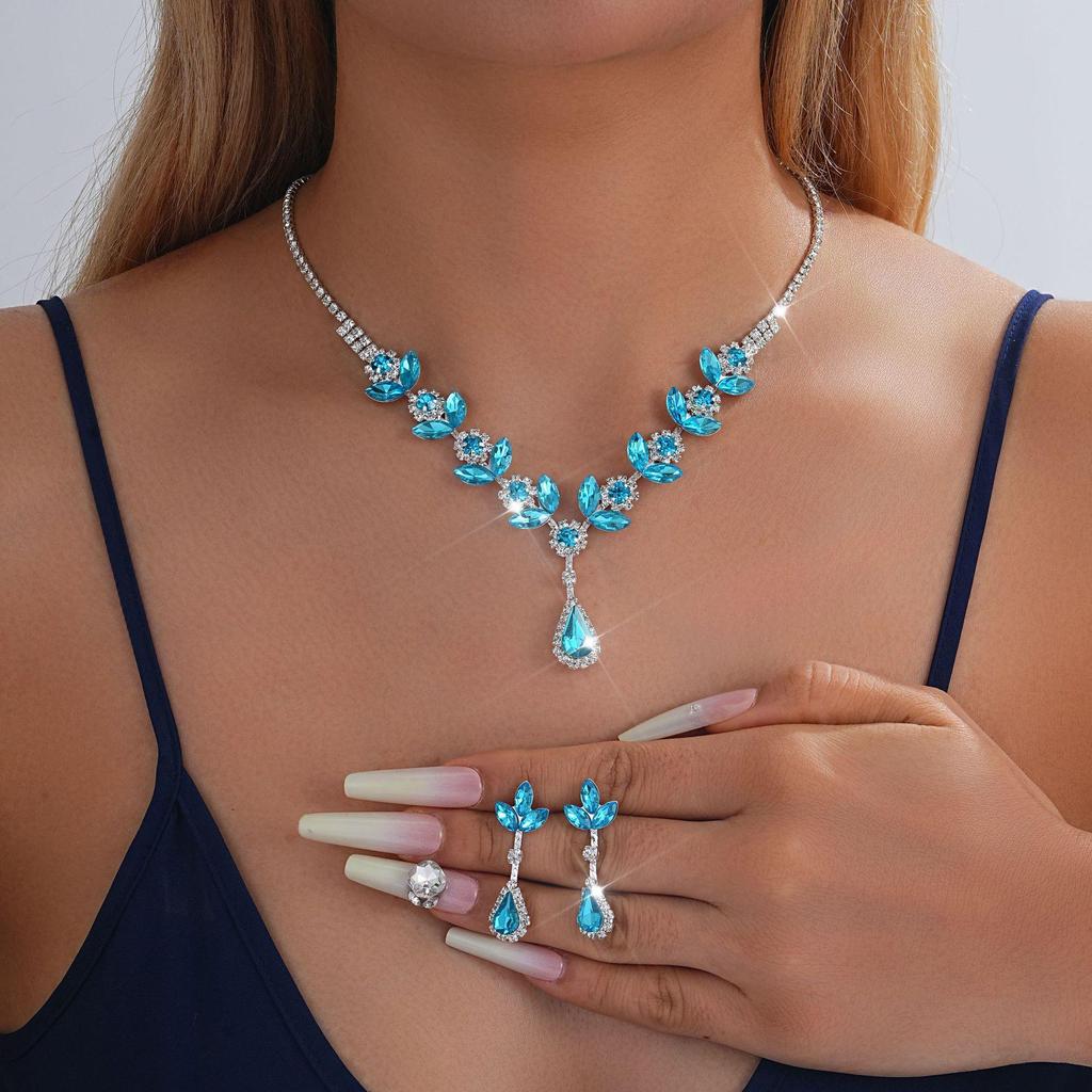 European-American Rhinestone Teardrop Necklace & Earring Set: Korean-Style Bridal Temperament Collarbone Chain Jewelry for Women