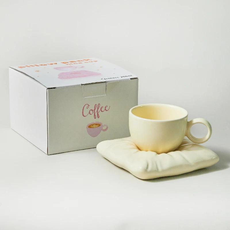 Nordic Style Ceramic Cup with Pillow Coaster Creative Couple Coffee Cup Tea Cups Saucers Christmas Gift Box Set Drinkware