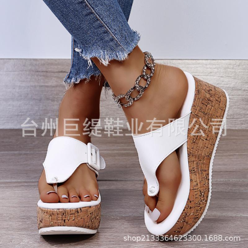 Juti Spot 2025 Summer New Women's Shoes Foreign Trade Large Size Wish Independent Station Slope Heel Women's Buckle Sandals