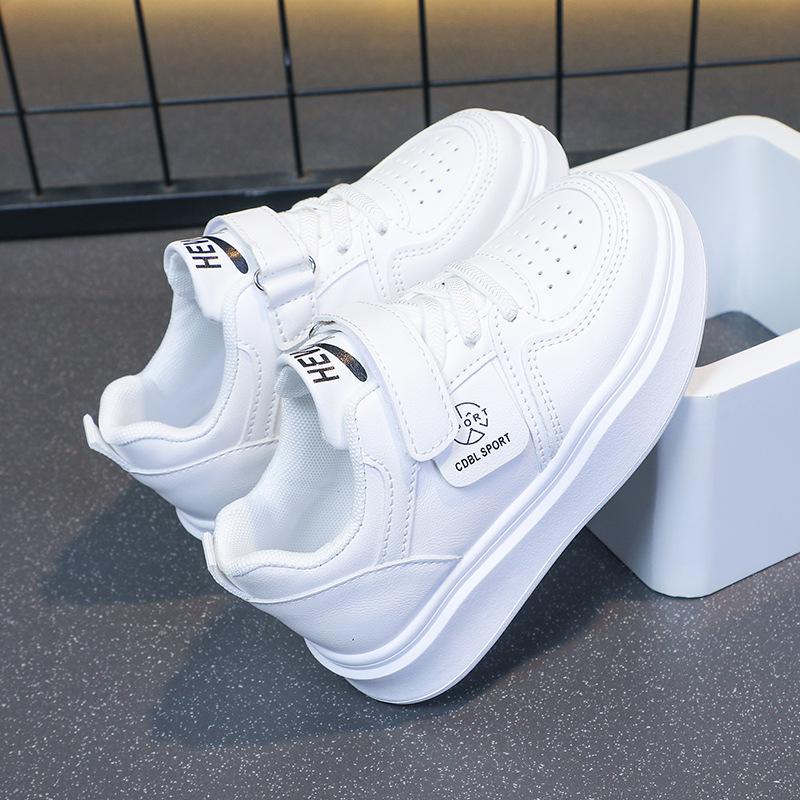 2025 spring and autumn new children's board shoes girls soft-soled sports shoes boys non-slip running shoes white shoes casual shoes