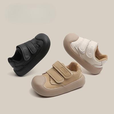 Babyschoenen, ademende platte schoenen voor lente-herfst, kleine sneakers voor jongens en meisjes van 1–2–3 jaar, zachte zool schoenen voor peuters om te leren lopen