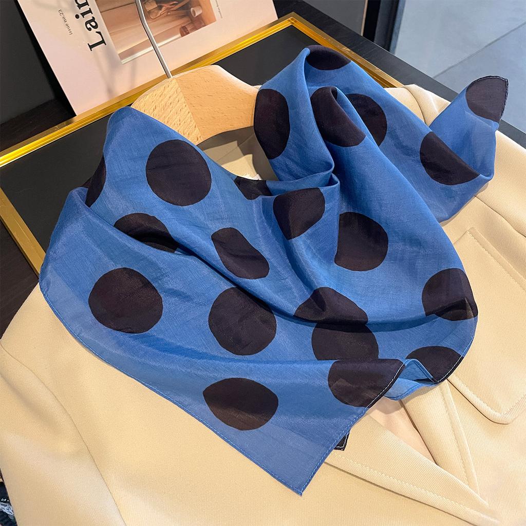 1116 Summer a Variety of Hot-selling Classic Versatile Polka Dot Floral Printing Silk Scarf Thin Sunscreen Silk Cotton Square Scarf