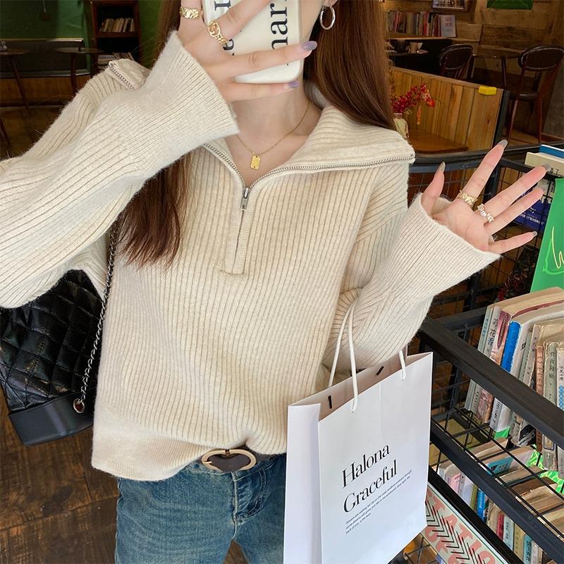 Women's Half-Zip Sweater, Loose Knitwear with Lapel Design, for Spring and Autumn 2026.