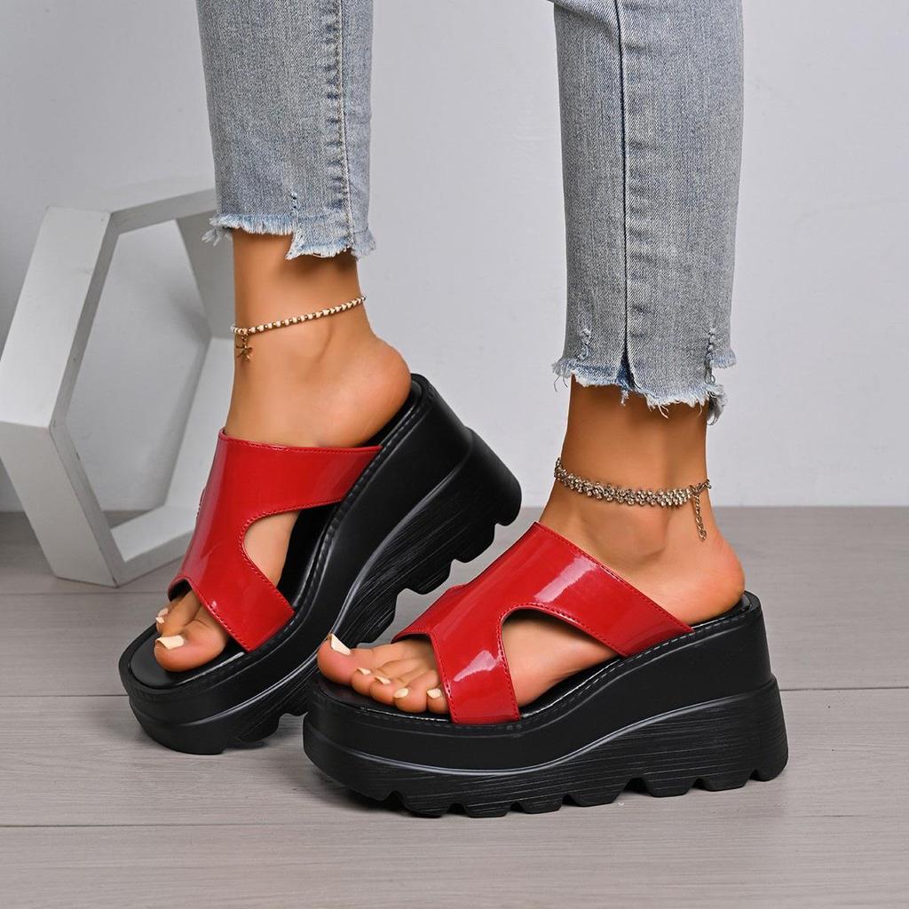 2026 Plus Size Women's Thick-Soled Wedge Fashion Slippers