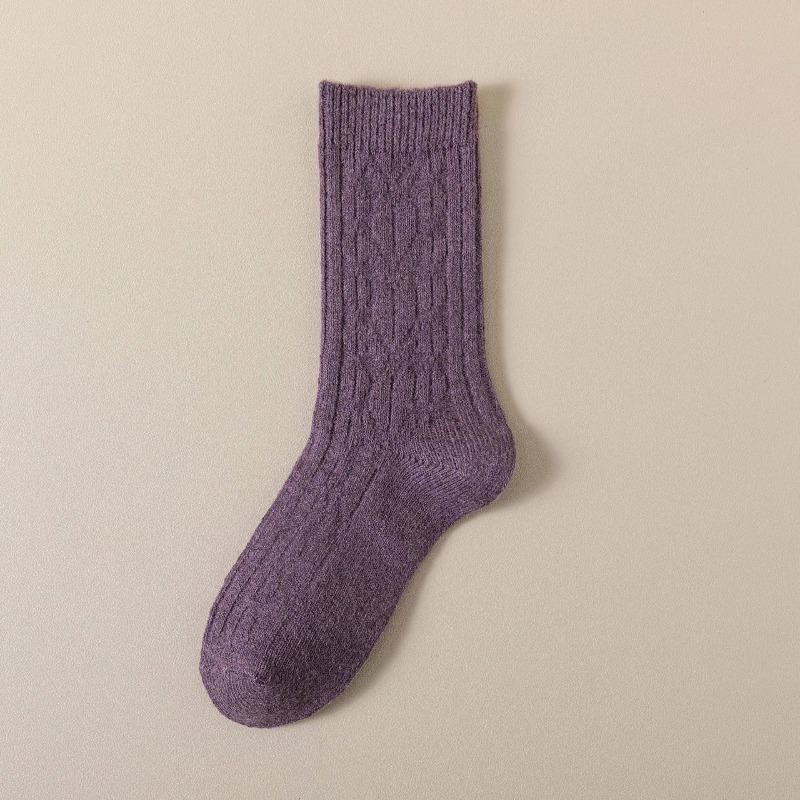 

Wool Socks - Thickened and Padded Winter and Autumn Ladies Socks with Three-dimensional Diamond Patterns, Long and Round Socks. 1 pair фіолетовий