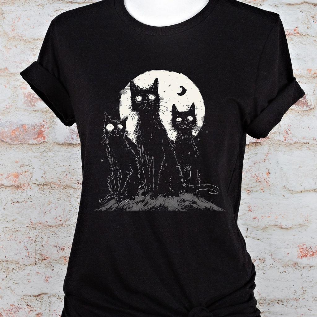 Creepy Cat Moon T-Shirt: Gothic Halloween Graphic Tee