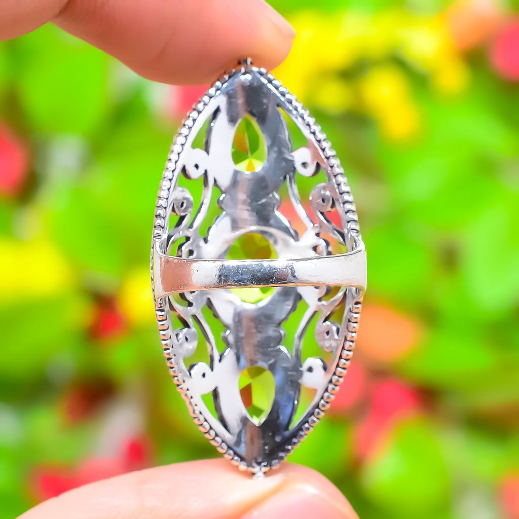 Peridot Gemstone 925 Sterling Silver Gift Jewelry Ring Size 8.5