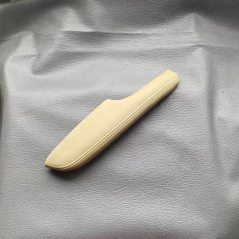 Eighth Gen Civic (06-11) Door Armrest Trim - Black Beige Leather