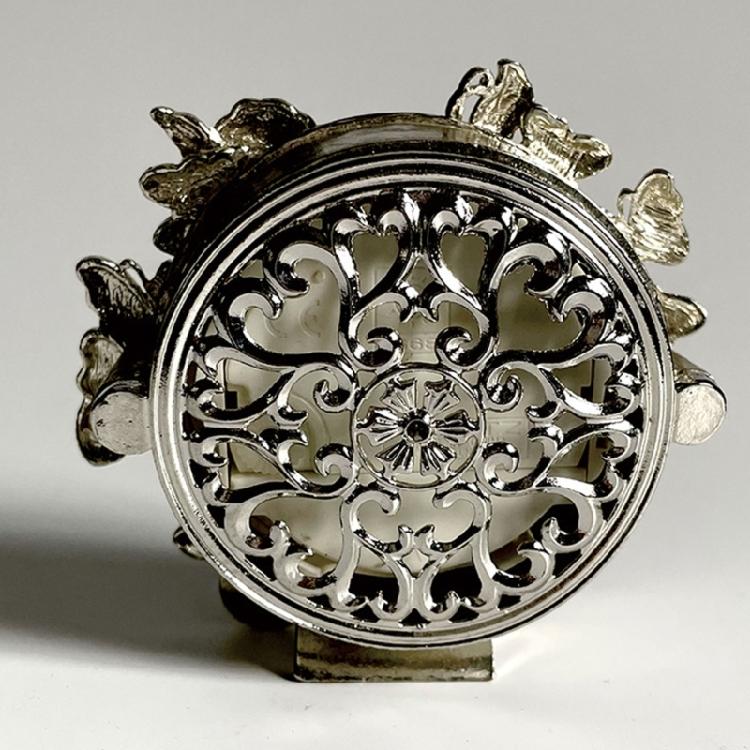 Small Table Clock with Enamel Color Metal Clocks Quiet Timekeeping for Collectors Mantel Clock Home Decoration