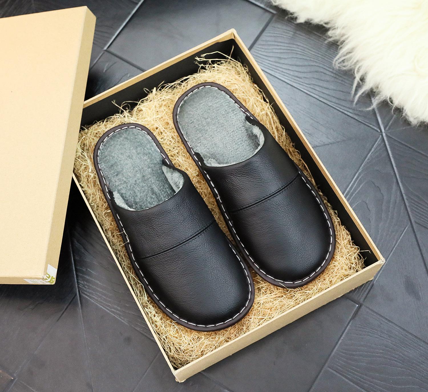 

Кожаные мужские хлопковые тапочки плюс бархат осенне-зимние нескользящие домашние и уличные парные тапочки унисекс теплые женские тапочки 29 (fit 43-44) чёрный