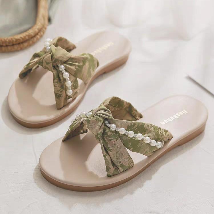 Thick-bottomed Fairy Style Slippers Female Outer Wear 2025 Summer New Fashion Roman Pearl Muffin Cool Slippers Female Tide
