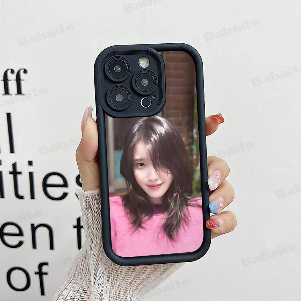 Korean L-Lee Ji Eunes Female Singer For IPhone 17 Pro Max 16 15 14 13 12 11 Plus Black Soft Phone Cover