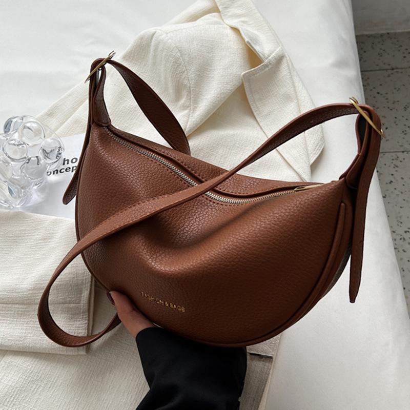 Popular Bags Women's Bags New Autumn and Winter Fashion Messenger Bags Niche Dumplings Saddle Bags