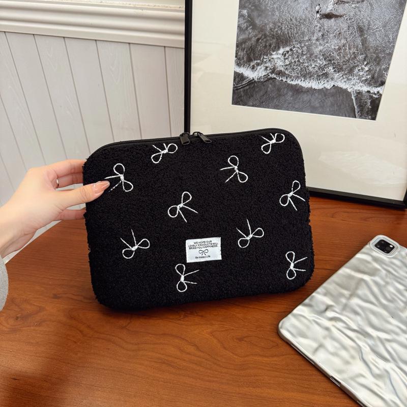 Korean Bow Girl 11-Inch iPad and 13/14-Inch Notebook Plush Liner Bag