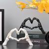 Hand Bone Love Skeleton Ornament Resin Terror Halloween Bar Party Decoration Heart Shaped Originality Arts And Crafts