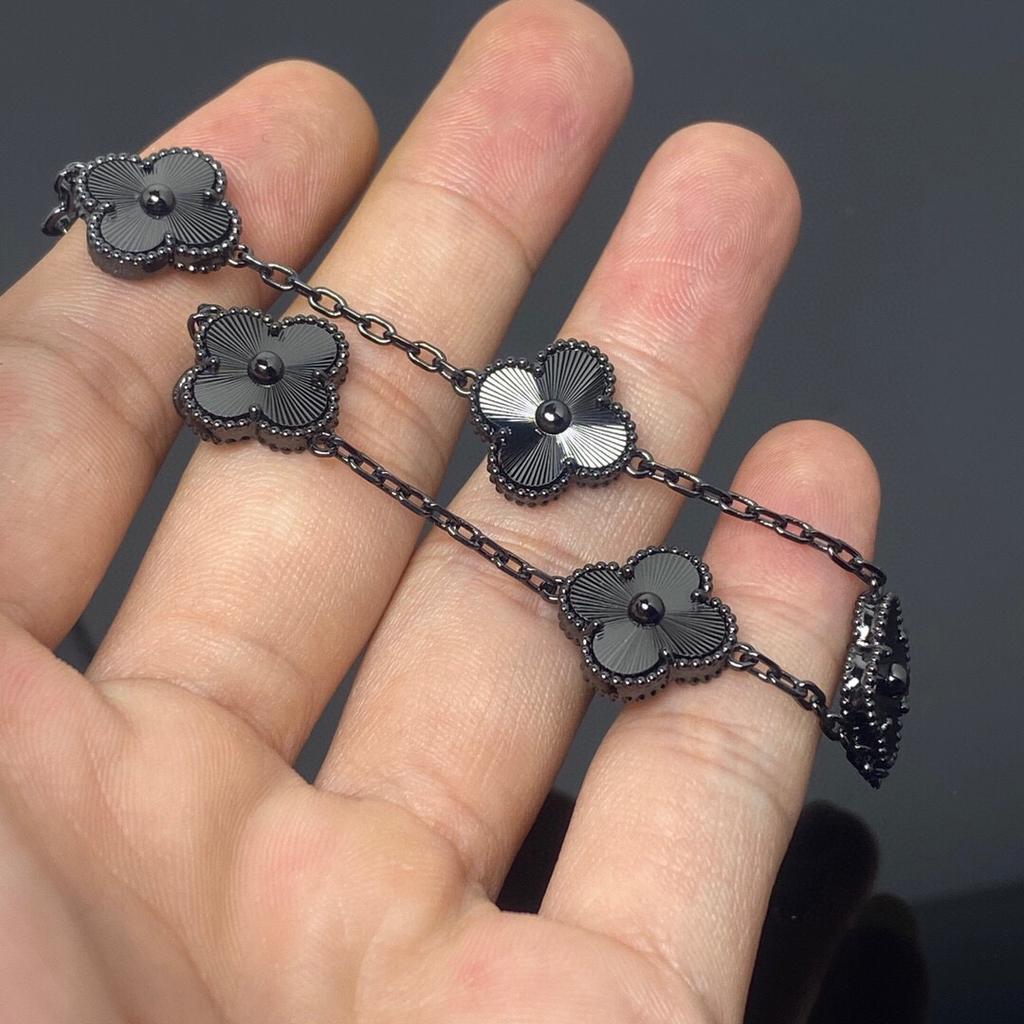 Clover and Five Flowers Bracelet, Double Sided Bracelet, Black Laser, Unisex