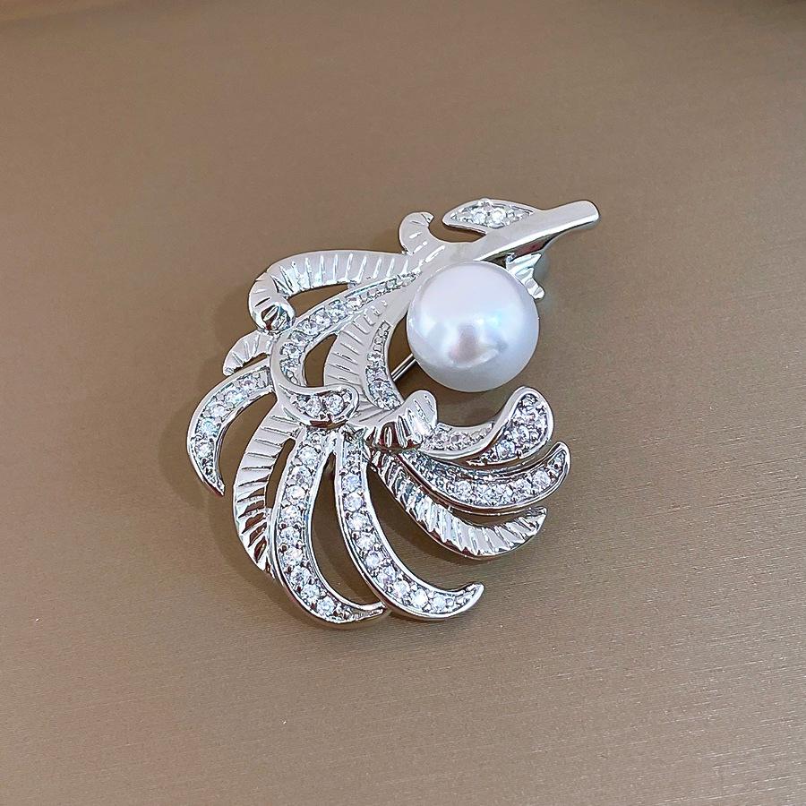 

French Delicate Zircon Feather Bow Pearl Brooch Pin Clothing Accessories