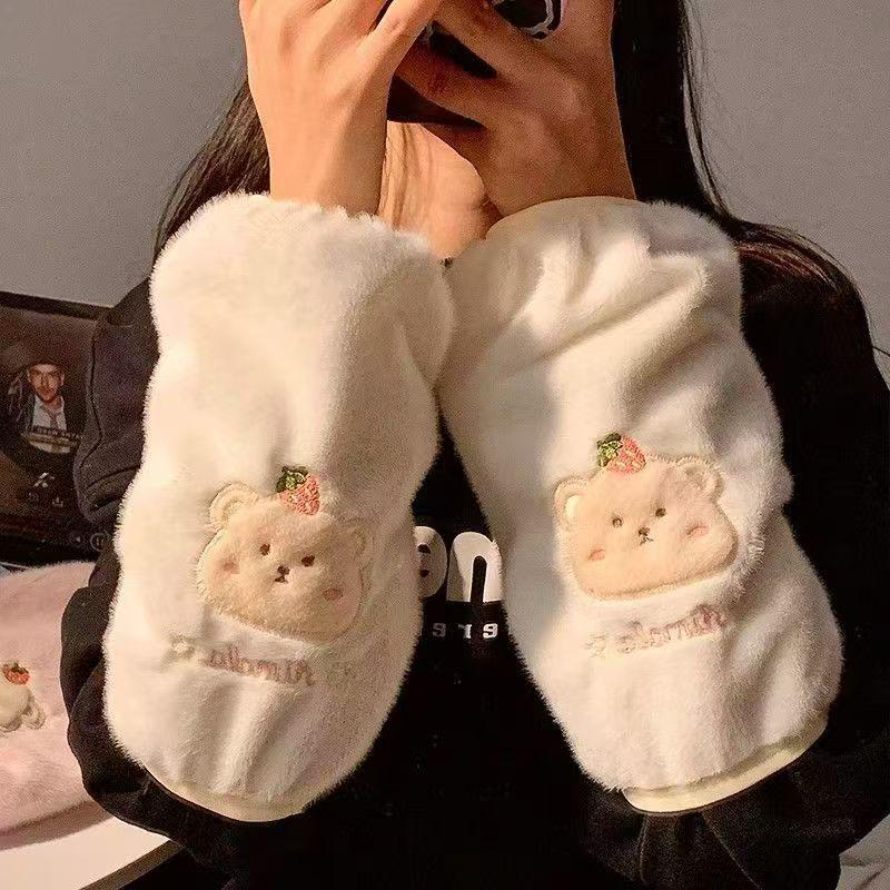 Autumn/Winter Plush Bear Sleeve Covers for Girls - Anti-Stain Long Hand Guards