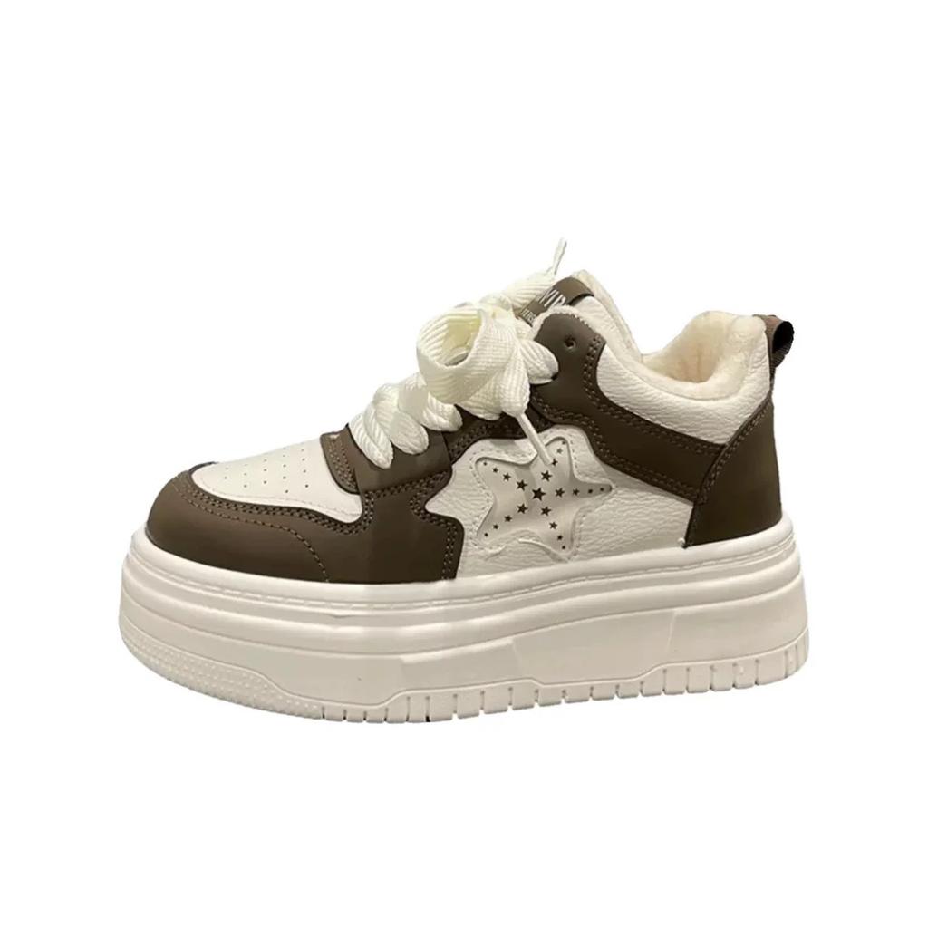 Dopamine platform white shoes women's shoes new autumn and winter 2025 explosion velvet two cotton shoes non-slip sports and leisure