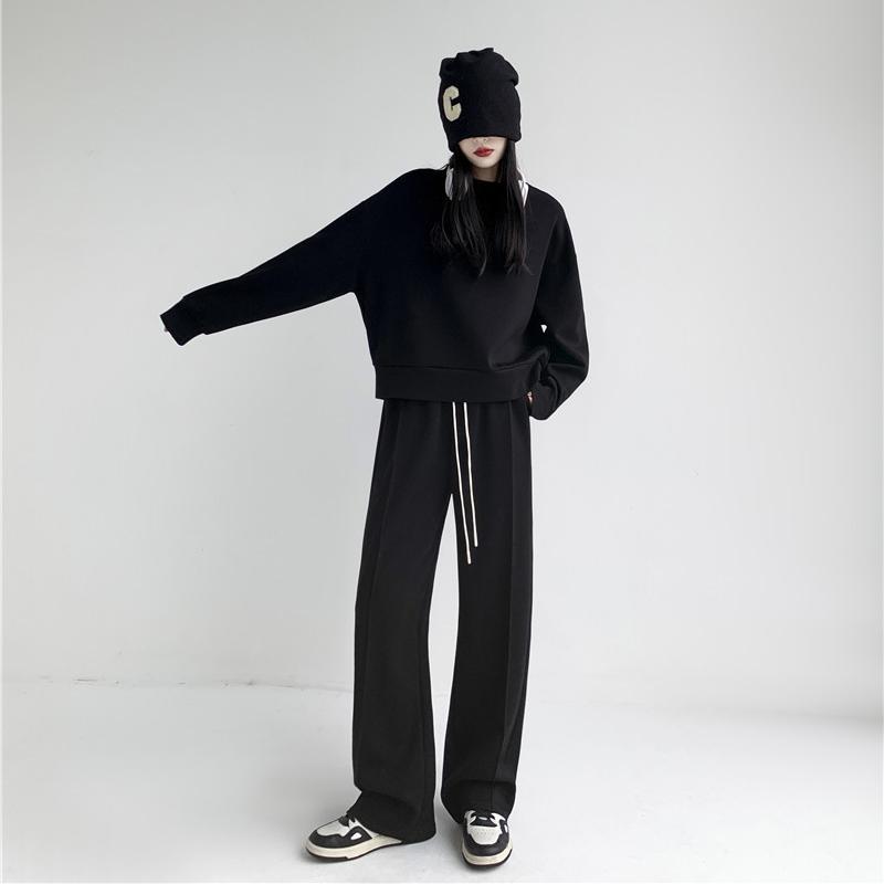 Женский спортивный и досуговый комплект с капюшоном — фото 8