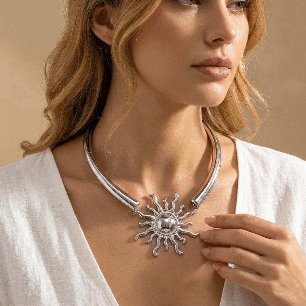 Minimalist Design Statement Collar Necklace Exaggerated Clavicle Chain  Photography Props
