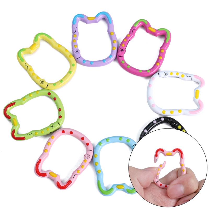 Alloy Lucky Cat Keychain: Double-Sided Drip Oil Pendant with Spray Paint Finish