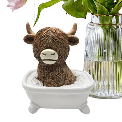 9cm Bath Tub Highland Cow Toilet Seat Reading Highland Cow Resin Statue Funny Cattle Decorations For Christmas Garden