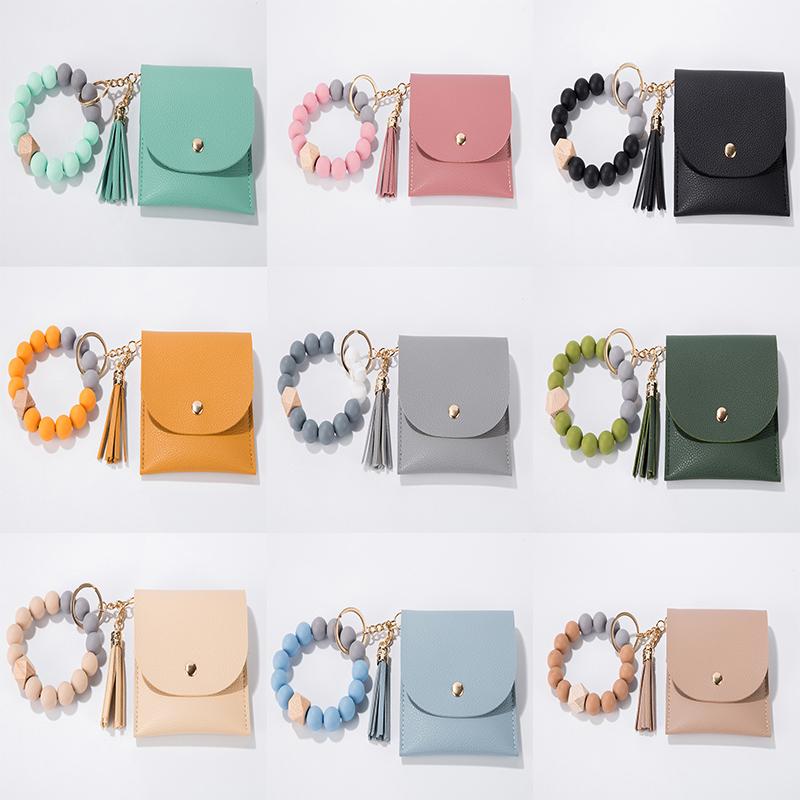 Food Grade Keychain Bracelet Silicone Wallet With Wood Bead and Wallet Women's Key Chain Bangle With Tassel and Purse