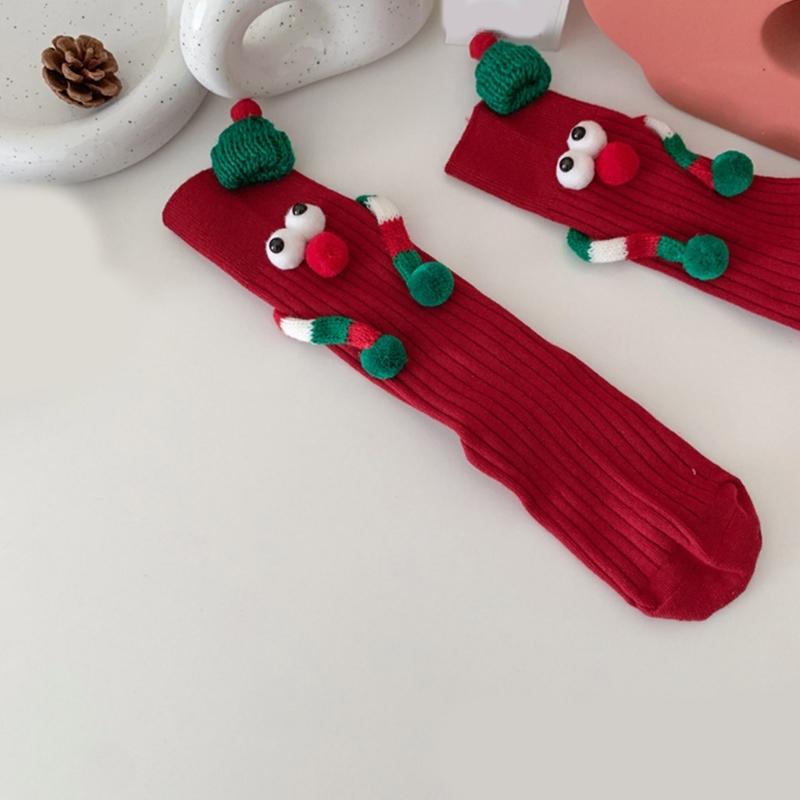 Unisex Couple 3D Santa Hat Dolls Christmas Middle Tube Socks with Magnetic Embellishments for Gifting and Celebrating