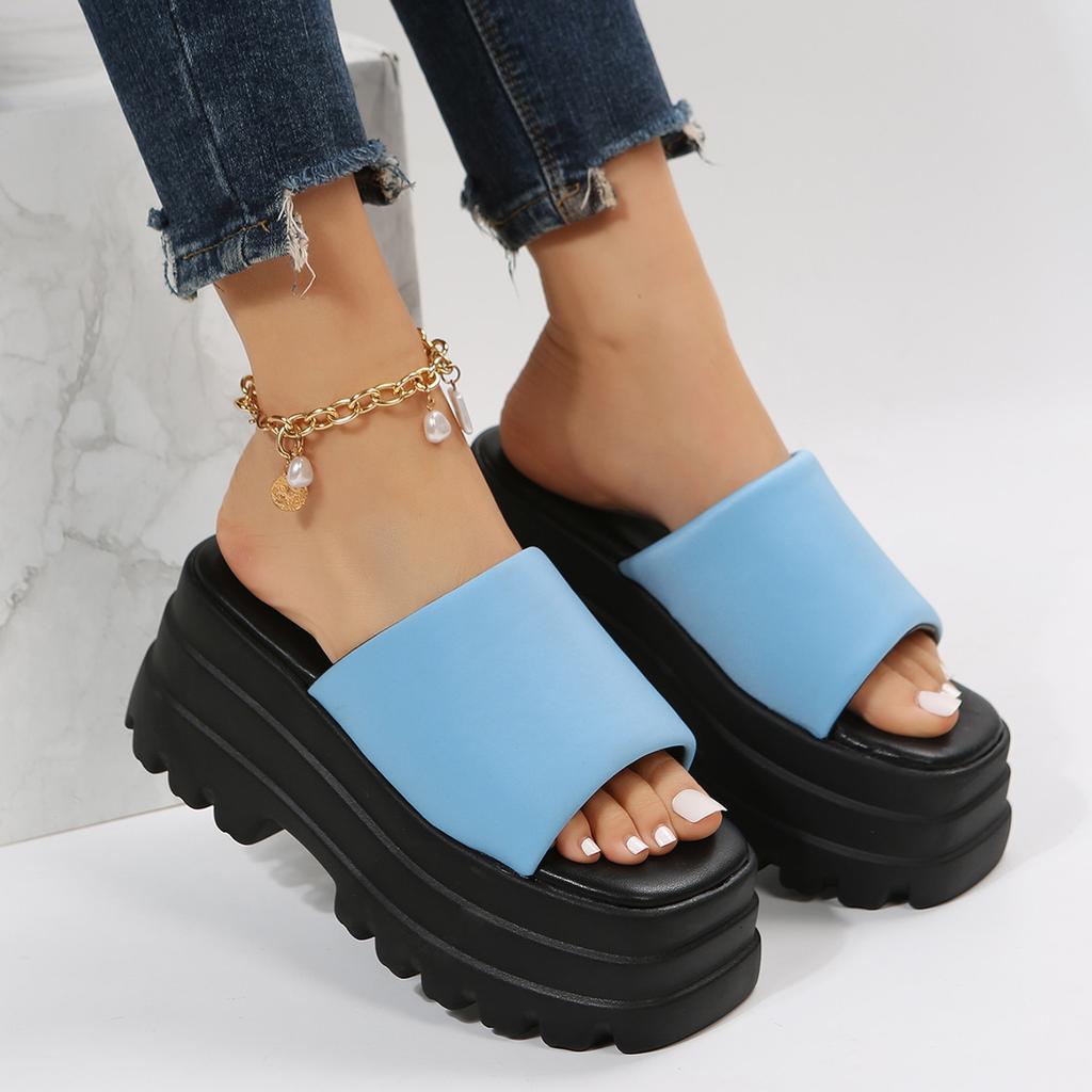 European and American Spring and Summer New Fashion Muffins and Thick-soled Large-size Slippers Women's Head Waterproof Table One-word Drag