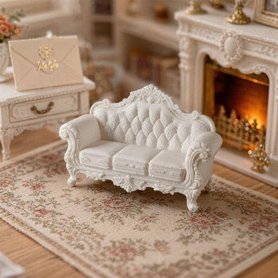 Miniature Vintage Sofa for Dollhouse, Mini Retro Couch Figurine, Tiny Lounge Chair Model, 1/12 Scale Dollhouse Furniture Decor Accessories