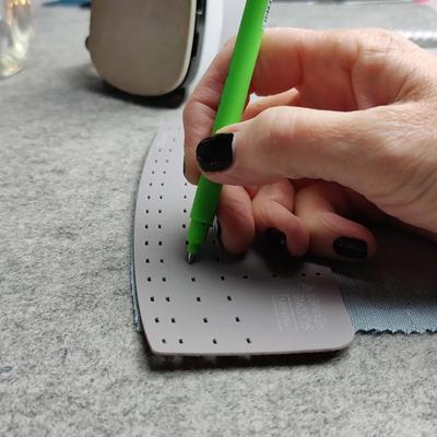 Hot Hem Ruler Fabric Ironing Hemming Template Heat-Resistant Centimeter Hemmer for Clothes Marking Dry or Steam Iron