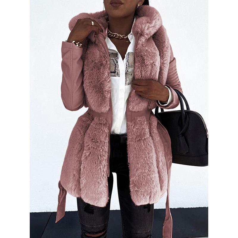 Piumino Lungo Da Donna Con Cappuccio In Pelliccia Sintetica Rimovibile E Cintura – BodiLove – Colori: Nero, Oliva, Blu Navy, Rosa