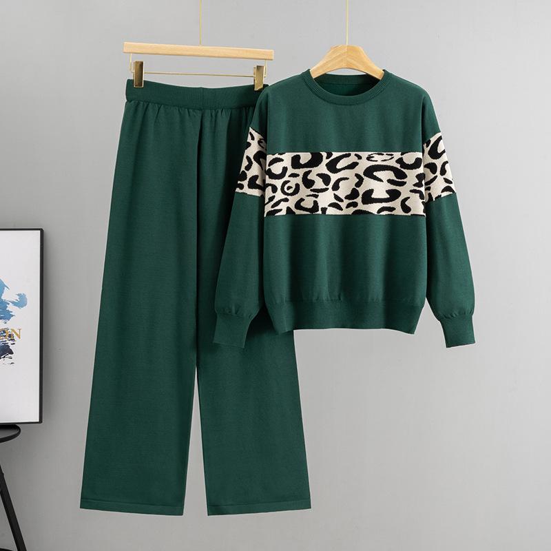 A New Spring and Autumn Fashion Women's Round-neck Pullover with Leopard Print and Elegant Style, A High-end Knitted Two-piece Set