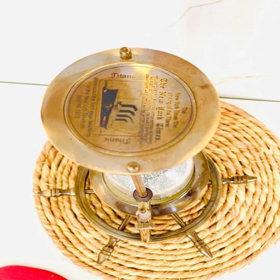 17.78 Cm Brass Hourglass Sand Timer with Compass Wheel Office Decor Gift
