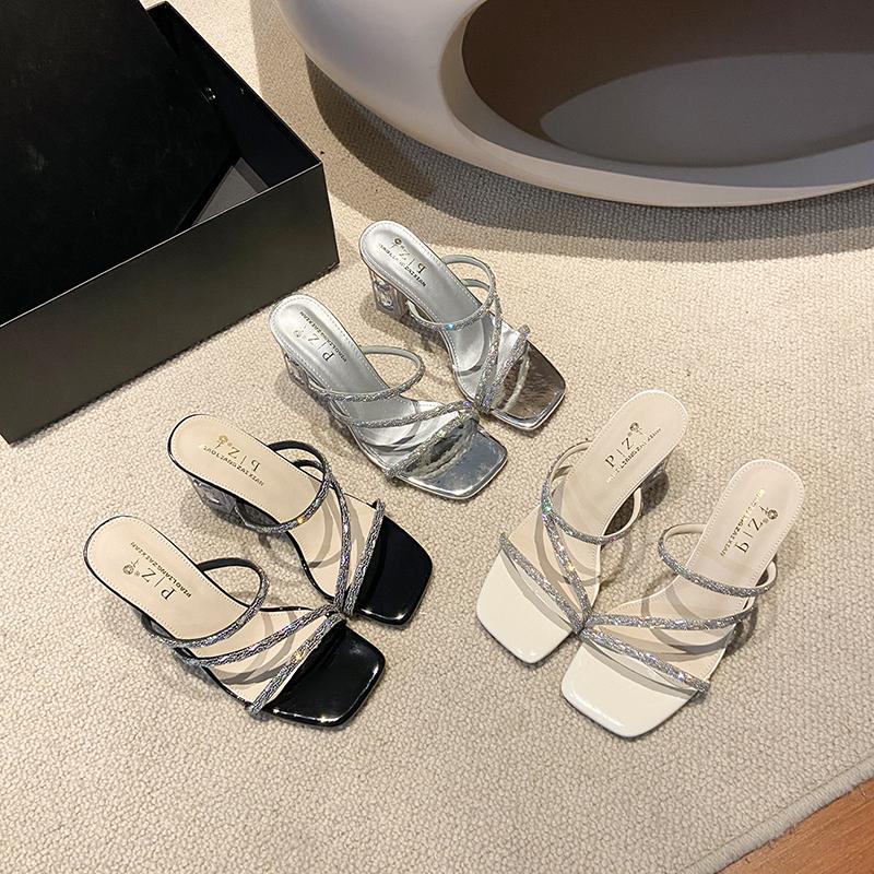 Diamant-Sandalen Damen Schuhe neuer Sommer Trend Mode eckige Zehenpartie Kristallabsatz Pantoletten einfach glänzend Luxus Zehensandalen