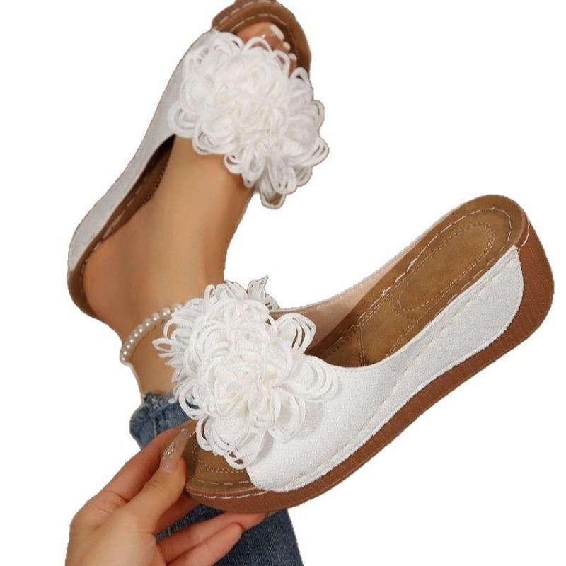Large Size Slope Heel Beach Slippers Summer New Fish Mouth Flower Comfortable Outdoor Beach Shoes Women
