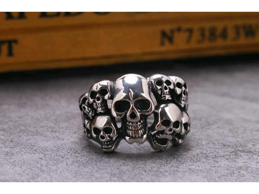 Jianjie Europäisch-Amerikanischer Totenkopfring: Dominanter Herren Retro Geisterkopf Schmuck