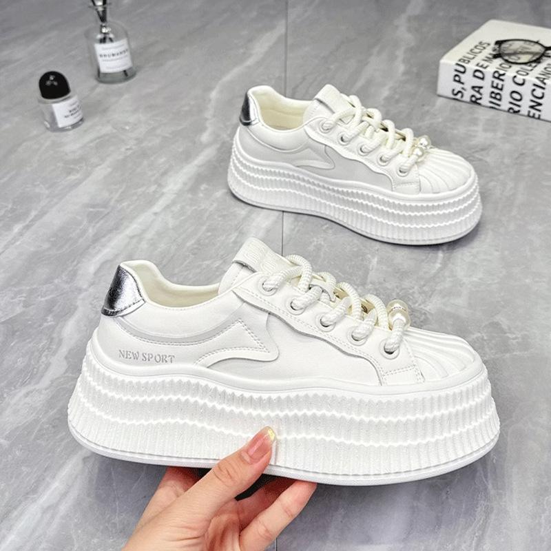 Board Shoes Light Breathable Soft Leather Little White Shoes Women's Spring and Autumn New Platform Sports Casual Shoes