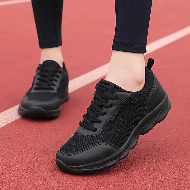 Spring lightweight running sneakers mesh breathable casual travel shoes black shoes