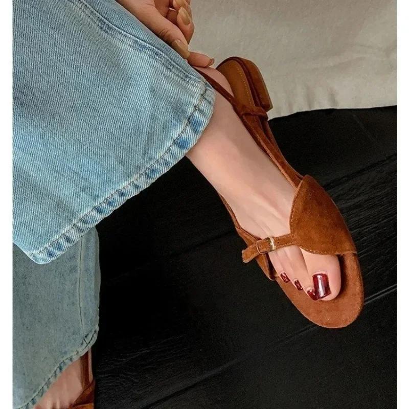 Vintage Line with Flat Sandals Design Sense Open Toe Slippers Casual Holiday Beach Shoes Light Single Shoes  Luxury Sandals