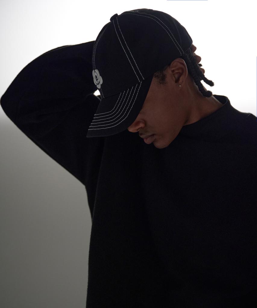 ATTENTIONROW Flower Logo Embroidered Stitch Ball Cap (Black)