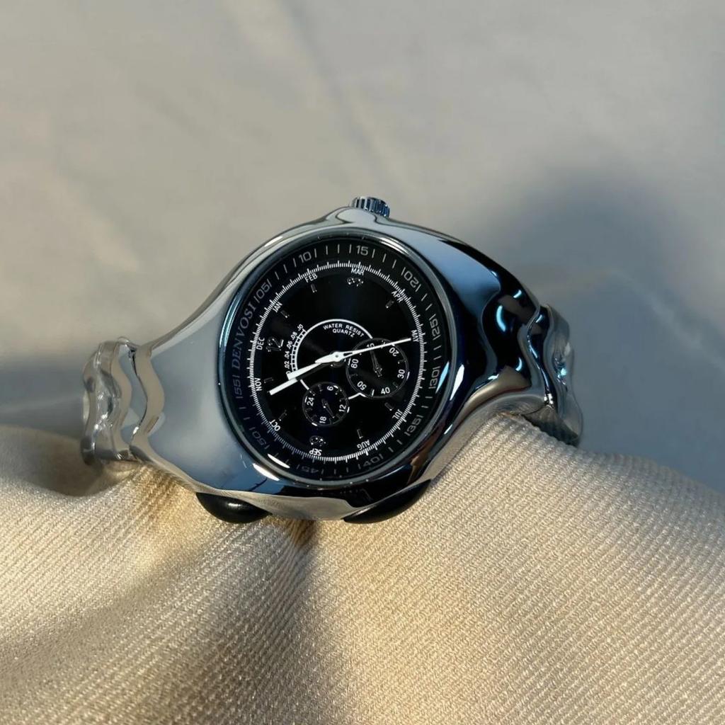 Business Fashion Twisted Case Quartz Watch Mens Creative Alien Dial Classic Unique Style Sports Men Watch Clock Mens Wristwatch