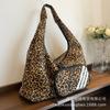 Tasche mit Leopardenmuster Damen große Kapazität 2025 neu Sommer Freizeit Schulter Mutter-Kind-Tasche vielseitige Arbeits-Pendler-Tragetasche