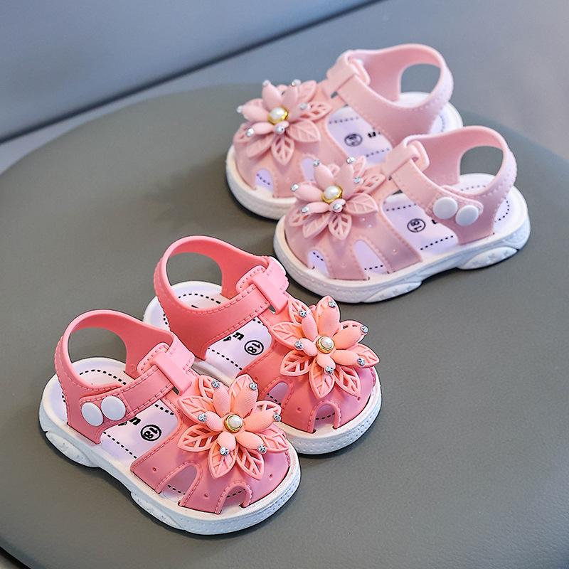 New Girls Sandals Soft Sole Breathable Kids Beach Shoes Anti-slip Princess Sandals Children Casual Footwear